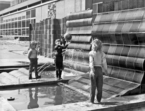 Museum der Dinge: Kuratorinnenführung – Gestalten für Berlin