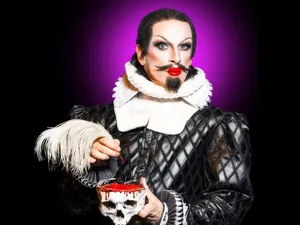 SHAKESQUEER: God Save the Queens