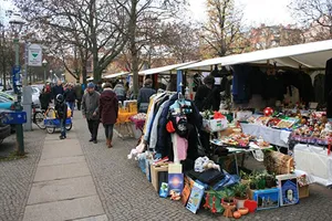 Trödelmarkt am Marheinekeplatz logo