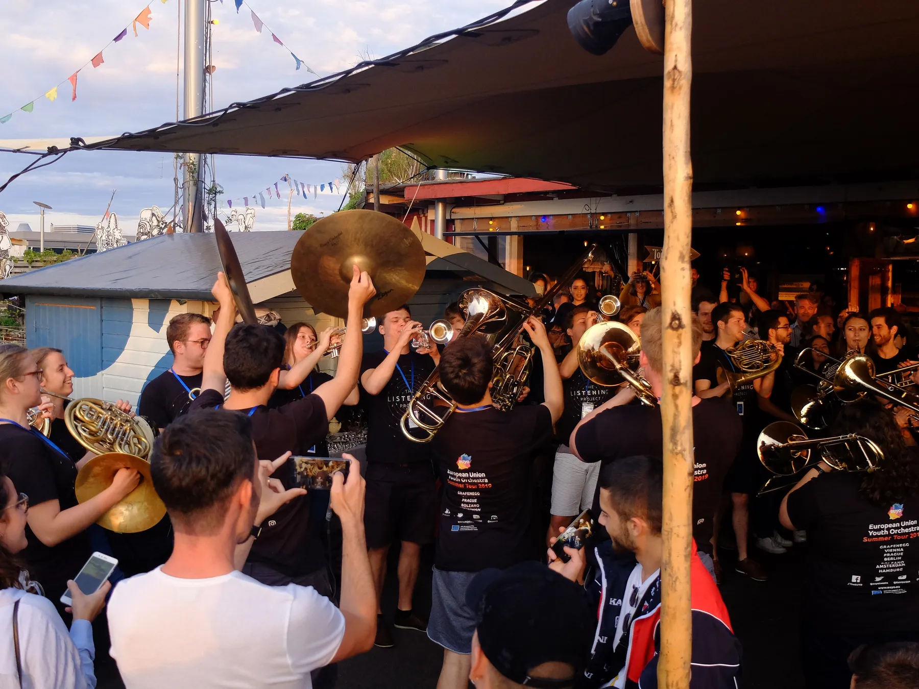 MONDAY ROAST x YEC IM KIEZ w. Bundesjugendorchester & National Youth Orchestra USA