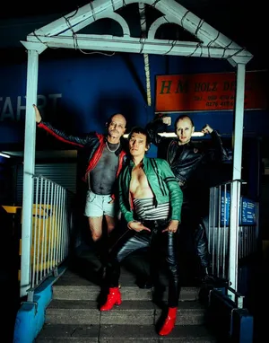 punkfilmfest berlin booking & crunch tapes