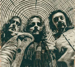Oakfarm + Buzzards Of Dune