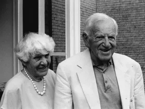 Gedenktafel-Einweihung: Ingeborg und Samuel Mitja Rapoport