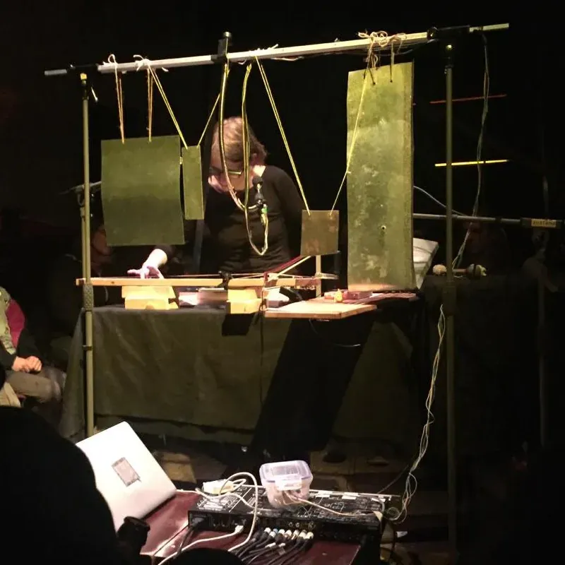 Improfest Berlin – Radical Lutherie, Teleperformance, and the Legacy of Hans Reichel