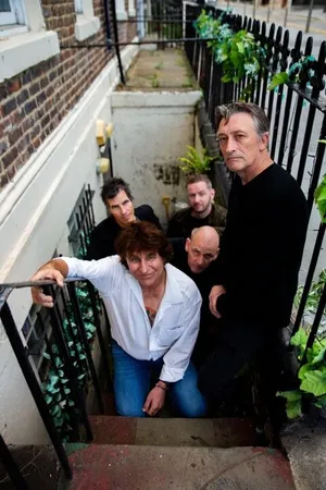 CHAMELEONS & SPECIAL GUEST