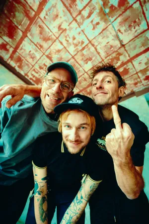 ITCHY - 25 Years - The Tour