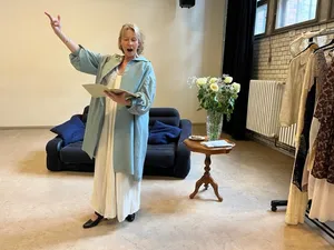 Bettina Schinko: Florence Foster Jenkins – die Diva der schrägen Töne